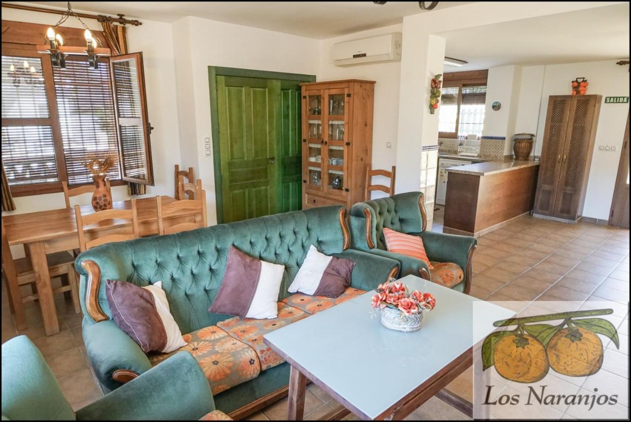 Hostal Y Apartamento Rural Los Naranjos Melegis Exterior photo